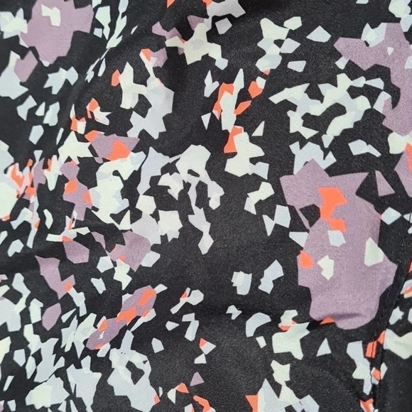 Under Armour Fly 2.0 Shorts Size Small NWT - Picture 4 of 6